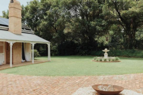 Luxe Hinterland Stay, Eastnor at Montville Estate